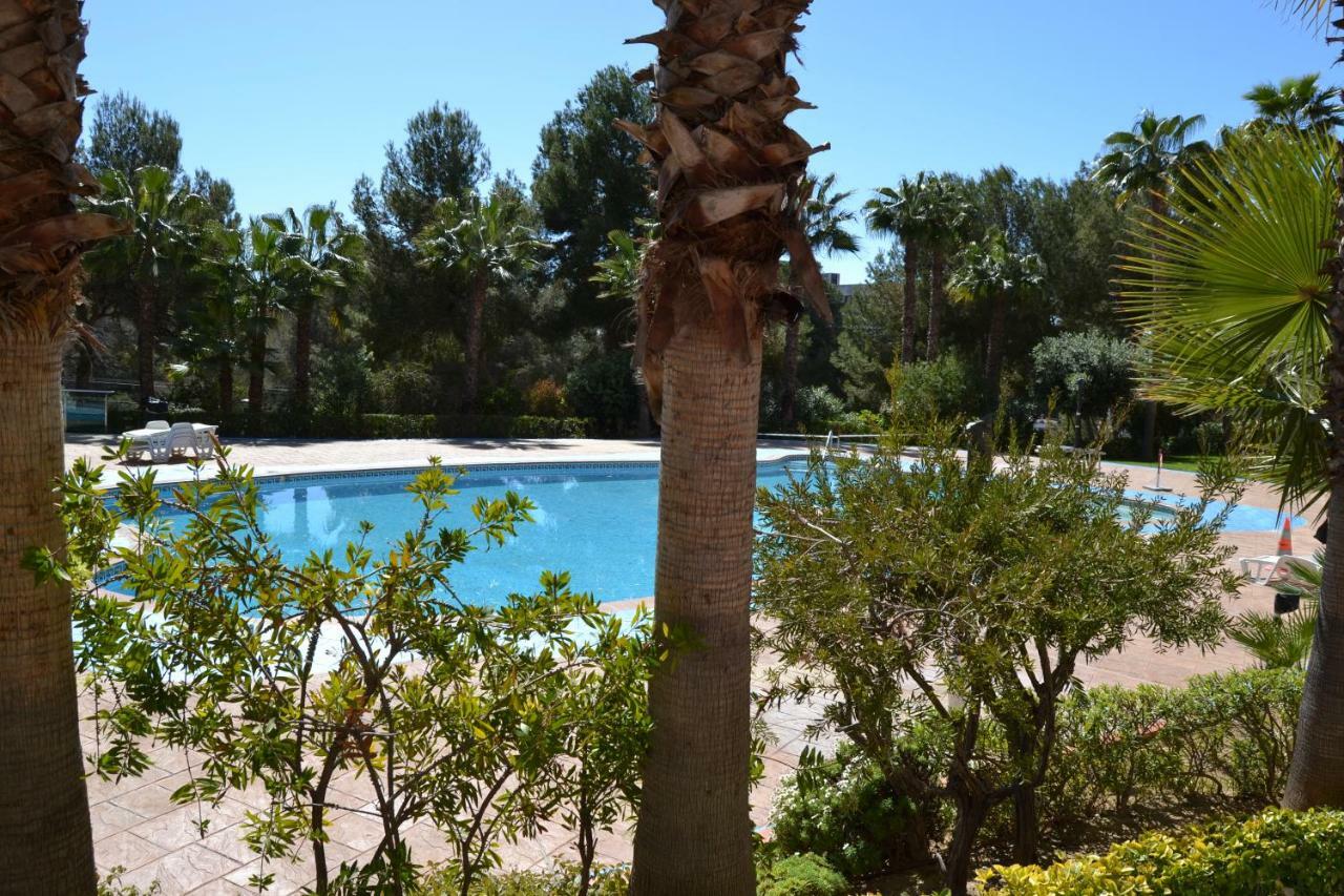 Lovely Familiar Apartment With Pool In Cap Salou Eksteriør bilde