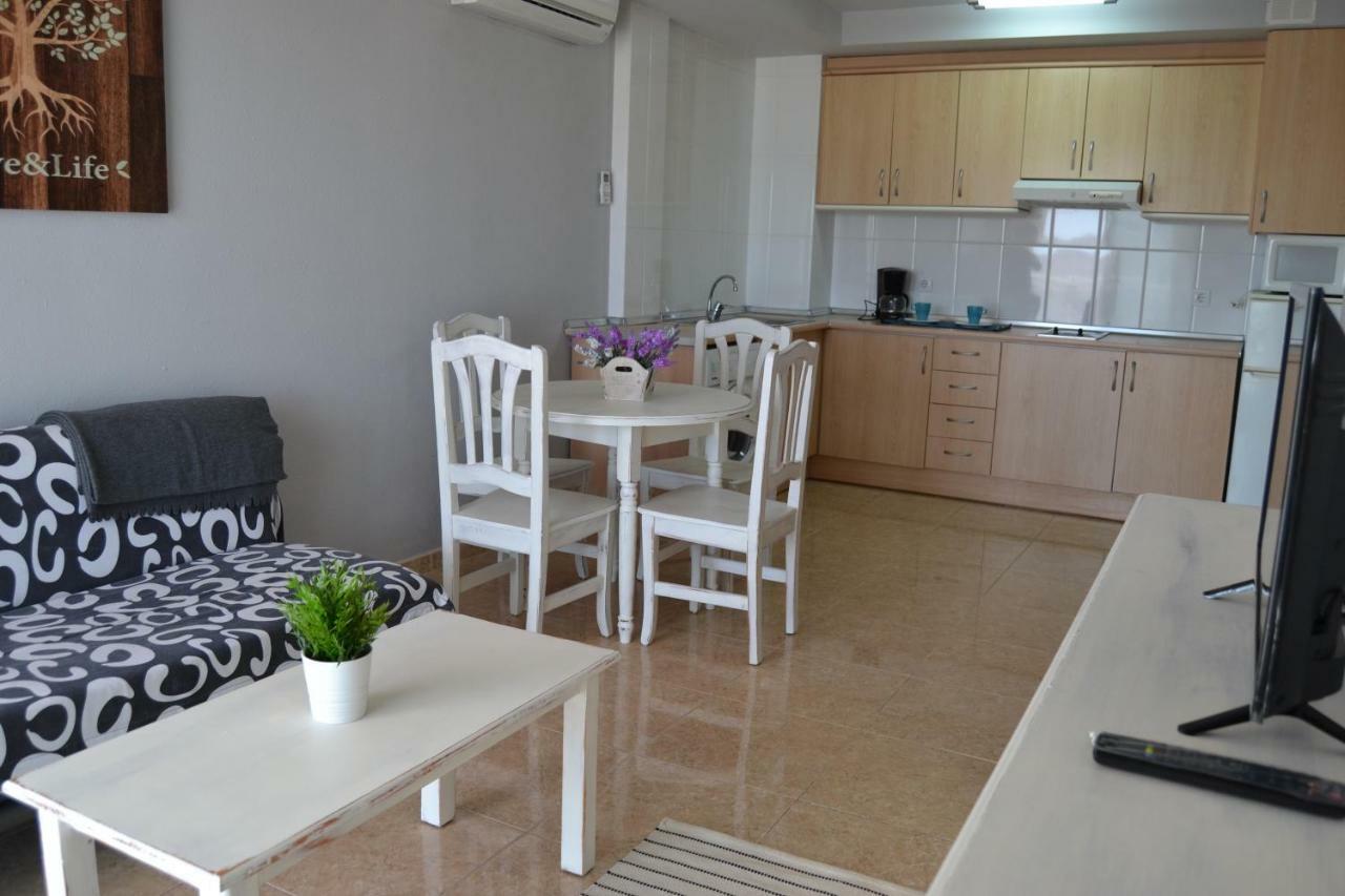Lovely Familiar Apartment With Pool In Cap Salou Eksteriør bilde